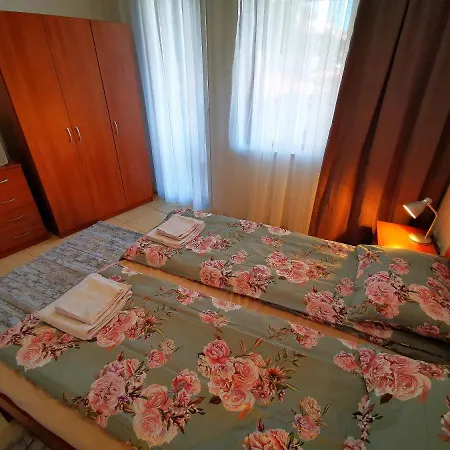 Viva 3 Grand Monastery Apartment *